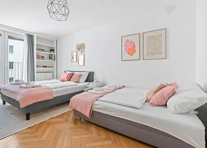 2 Bedroom In Neubau, 6 Min To Center דירה
